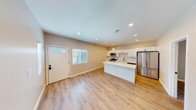 4935 63rd St in San Diego, CA - Building Photo - Building Photo