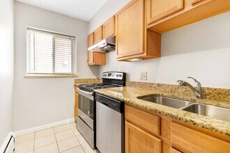 4101 E Iowa in Denver, CO - Building Photo - Building Photo
