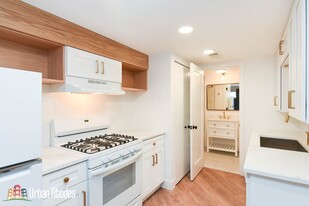 843 N Maplewood Ave, Unit G05C Apartamentos