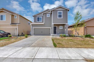 12212 314th Ave SE in Sultan, WA - Building Photo