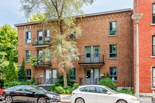 2324 Quesnel Rue in Montréal, QC - Building Photo