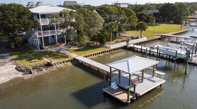 107 Bland Terrace in Surf City, NC - Building Photo - Building Photo