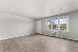 1222 W Weiland Ln in Appleton, WI - Building Photo - Building Photo