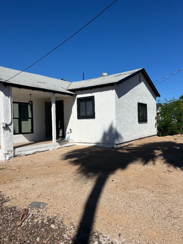 property at 9611 N 11th Ave
