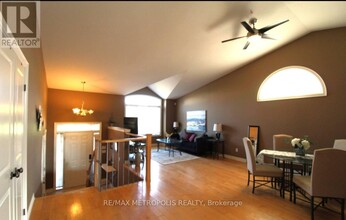 6871 St Michael Ave in Niagara Falls, ON - Building Photo - Building Photo