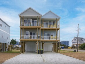 124 Sea Gull Ln in North Topsail Beach, NC - Building Photo - Building Photo