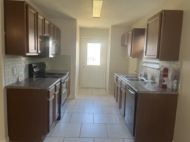 721 E College St in Princeton, TX - Building Photo - Building Photo