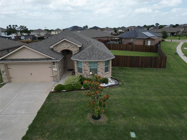 property at 520 Cantebury Park Ln