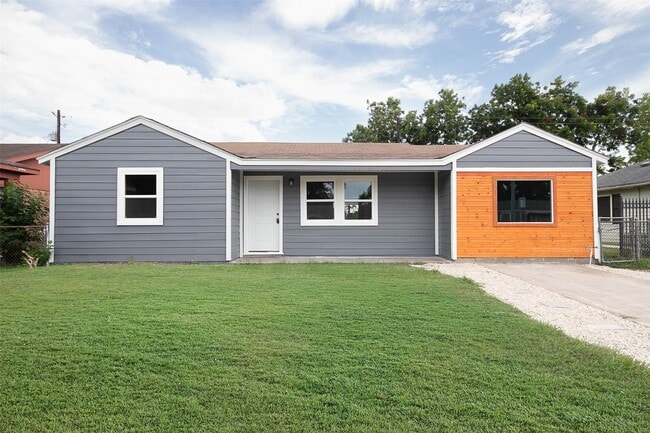 property at 3205 Stallings Dr