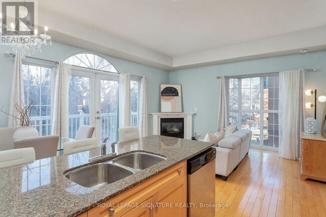 539 Jarvis St in Toronto, ON - Building Photo - Building Photo