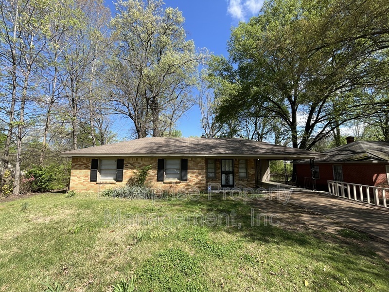 1922 St Elmo Ave in Memphis, TN - Building Photo