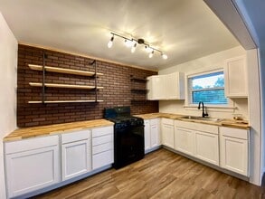1922 Banita St in Nacogdoches, TX - Building Photo - Building Photo