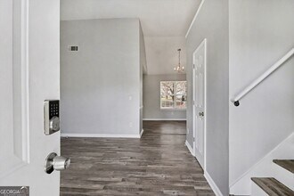 2839 Rambling Way in Lithonia, GA - Building Photo - Building Photo