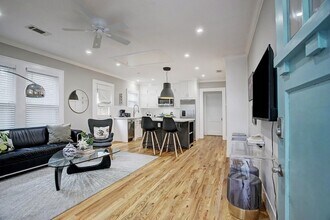 127 Payne St in Houston, TX - Building Photo - Building Photo