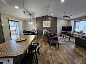 488 Pershing St in Box Elder, SD - Foto de edificio - Building Photo