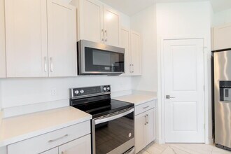8638 Via Mar Rosso in Greenacres, FL - Building Photo - Building Photo