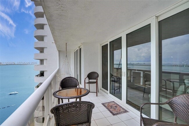 property at 1717 N Bayshore Dr