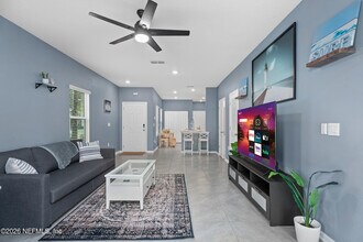 237 Aralia Ln in Jacksonville, FL - Building Photo - Building Photo