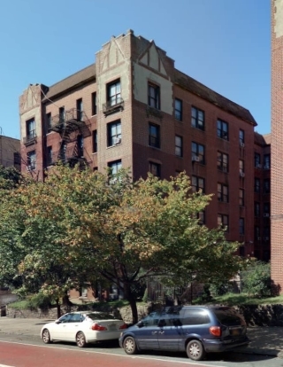 2515 University Ave in Bronx, NY - Building Photo