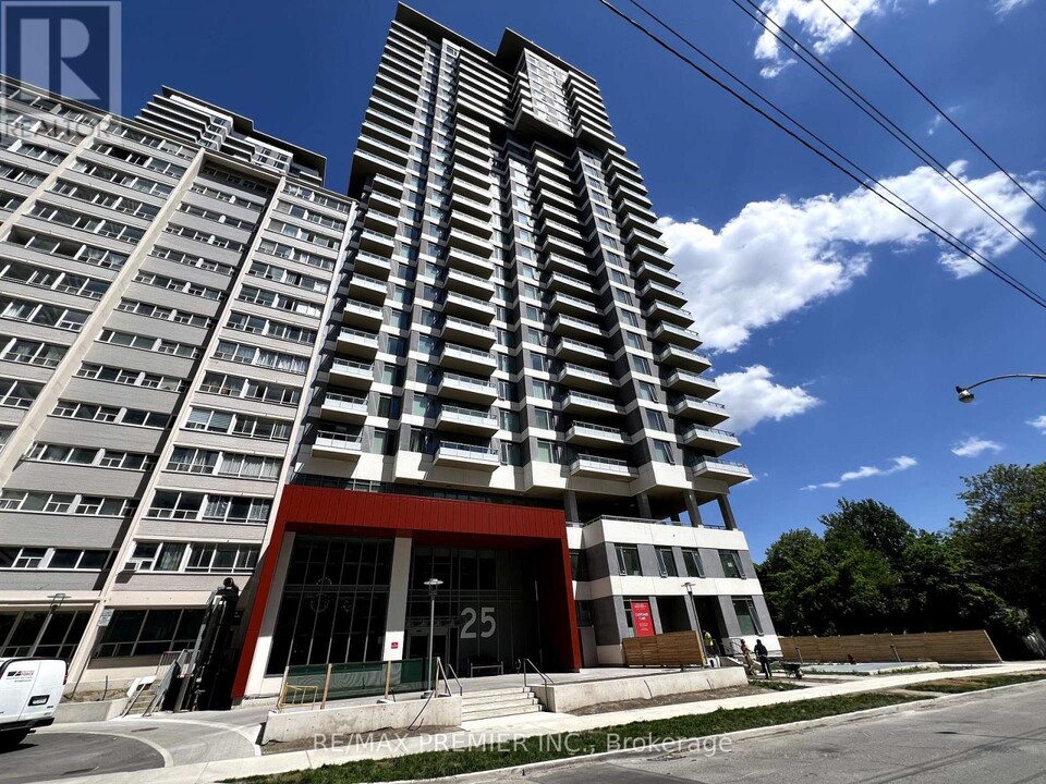 25-1225 Holly St in Toronto, ON - Building Photo