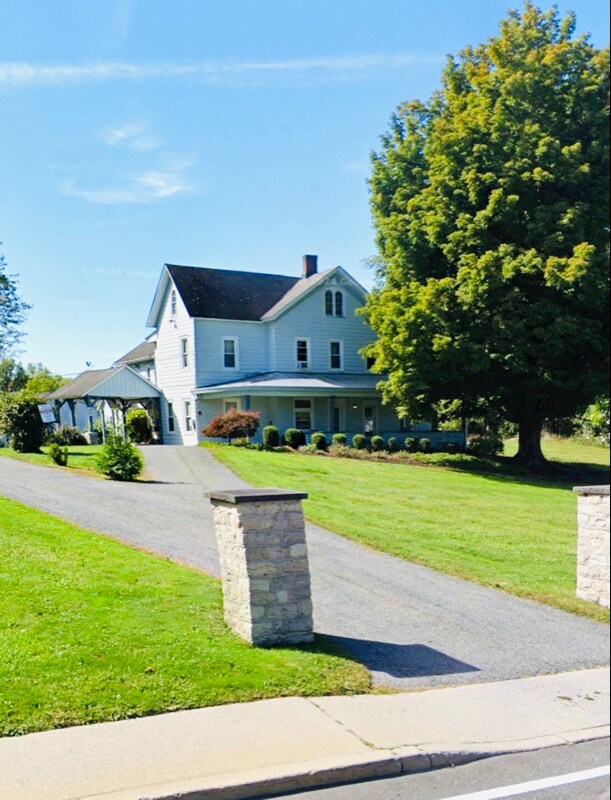 18 Bona Ventura Ave, Unit 4 in Wallkill, NY - Building Photo - Building Photo