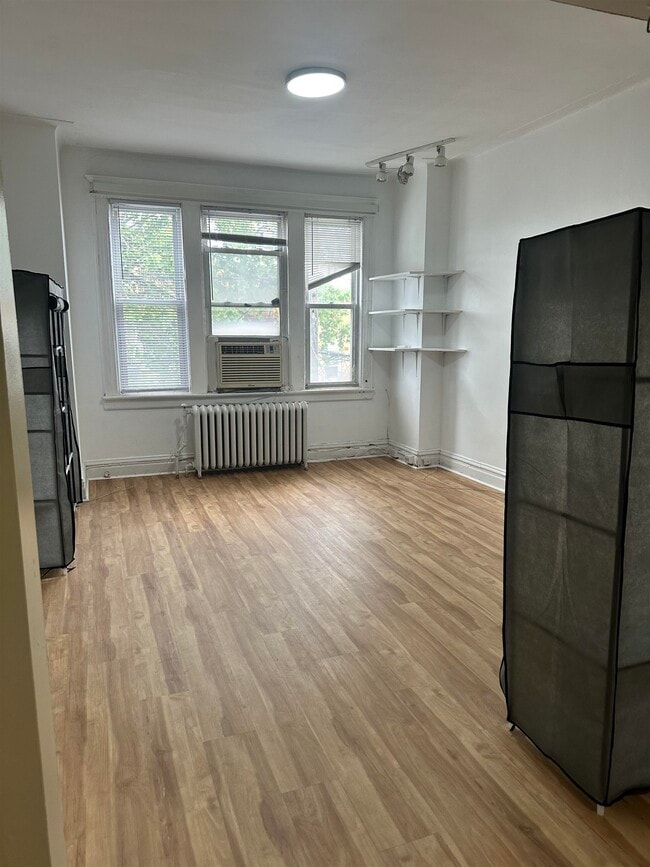 141 67TH St in West New York, NJ - Building Photo - Building Photo