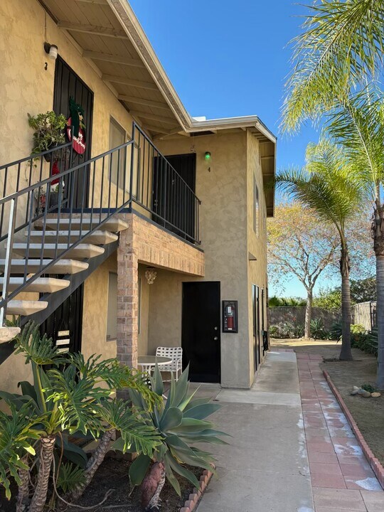 1218 Presioca St, Unit 1218 Presioca #2 in Spring Valley, CA - Foto de edificio