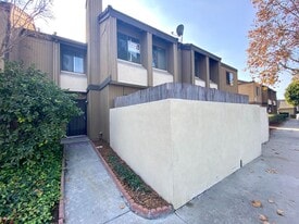 1371 S Walnut St in Anaheim, CA - Building Photo