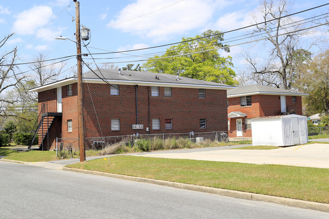 7 Mikell St in Statesboro, GA - Building Photo - Building Photo