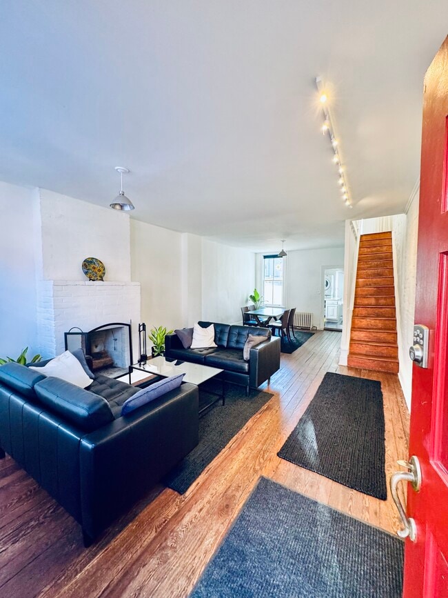 property at 1418 T St NW