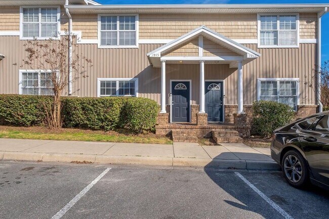 1915 Bloomington Ave in Tallahassee, FL - Building Photo - Building Photo