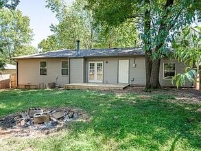 5649 S Franklin Ave in Springfield, MO - Building Photo - Building Photo