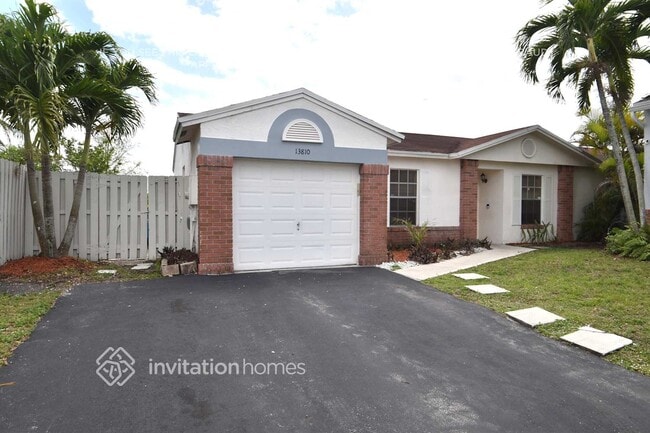 property at 13810 Cumberland Pl