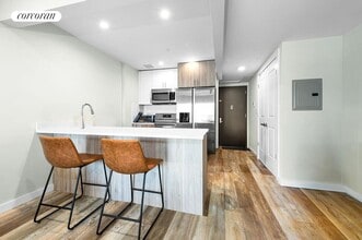 30-82 Crescent Street 7B in Queens, NY - Building Photo - Building Photo