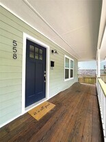 558 Highland Ave in Fayetteville, AR - Building Photo