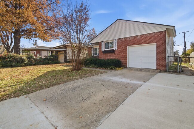 1014 E 38th St in Tulsa, OK - Foto de edificio - Building Photo