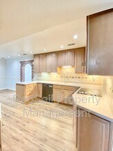 1 Newgate Village Rd in Hampton, VA - Building Photo - Building Photo