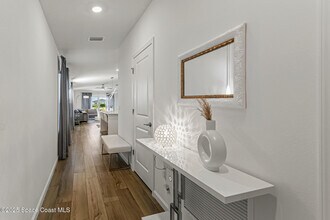 1377 Colebrook Cir SW in Melbourne, FL - Building Photo - Building Photo