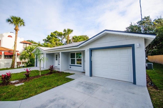 Duplex New Construction in Daytona Beach, FL - Building Photo - Building Photo