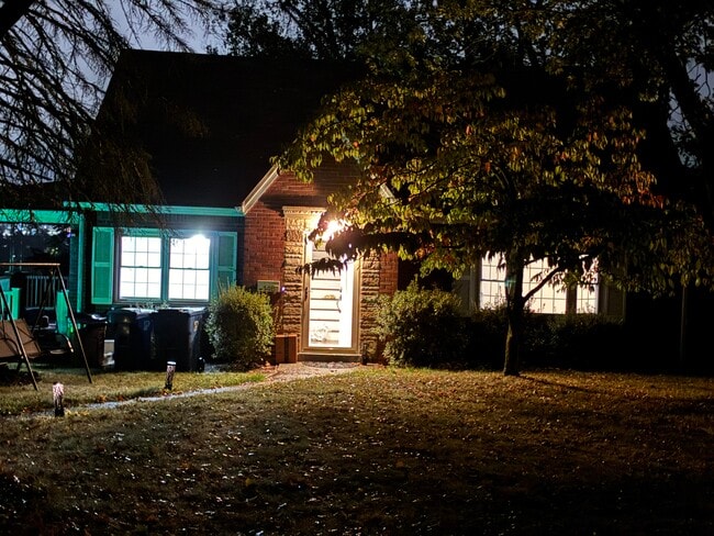 146 Westward Ho Dr in Pittsburgh, PA - Building Photo - Building Photo