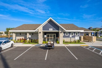 Dream Winter Haven in Winter Haven, FL - Foto de edificio - Building Photo
