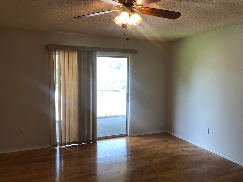 1208 Bush River Rd in Columbia, SC - Building Photo