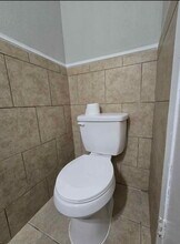 7455 Calder Ave in Beaumont, TX - Building Photo - Building Photo