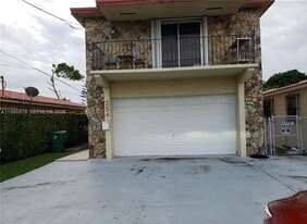 254 NW 60th Ct, Unit 1 in Miami, FL - Building Photo