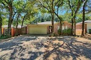 1211 Cardinal Oaks Dr in Mansfield, TX - Building Photo