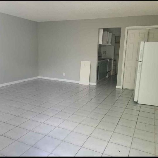 1731 NE 60th St, Unit 3 in Fort Lauderdale, FL - Building Photo - Building Photo