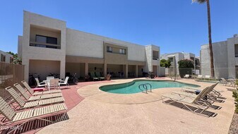 3002 N 70th St in Scottsdale, AZ - Building Photo