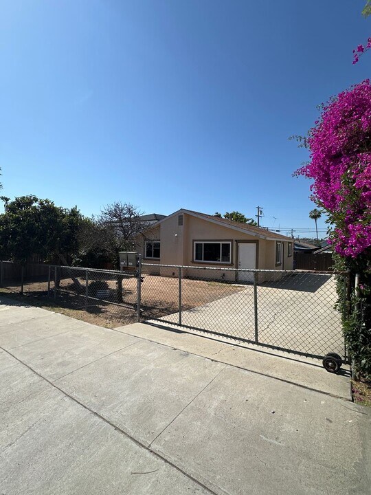 2812 Franklin Ave in San Diego, CA - Building Photo
