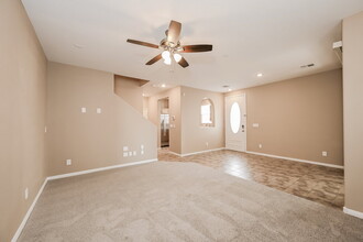 8455 Classique Ave in Las Vegas, NV - Building Photo - Building Photo