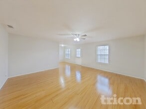 810 Dogwood Dr in Cedar Hill, TX - Building Photo - Building Photo